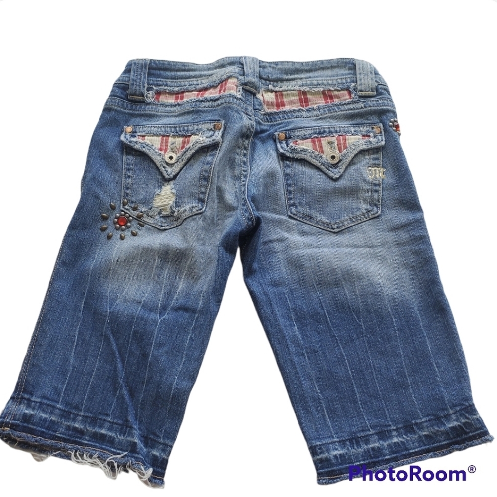 Vintage MISS ME Bermuda Shorts Sz 28 Embellished Rhonestone Bling